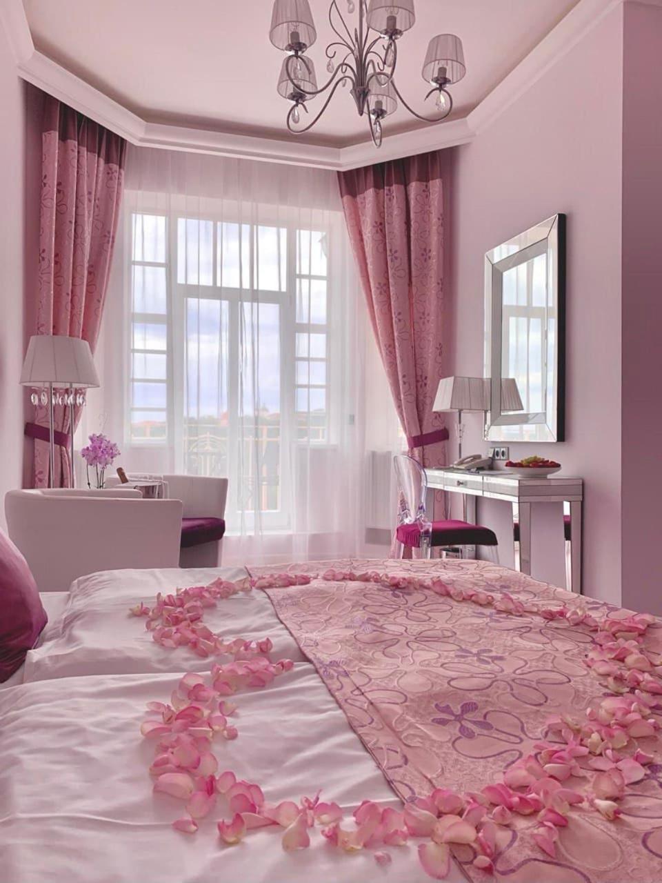 Hotel Katerina Зноймо Екстер'єр фото
